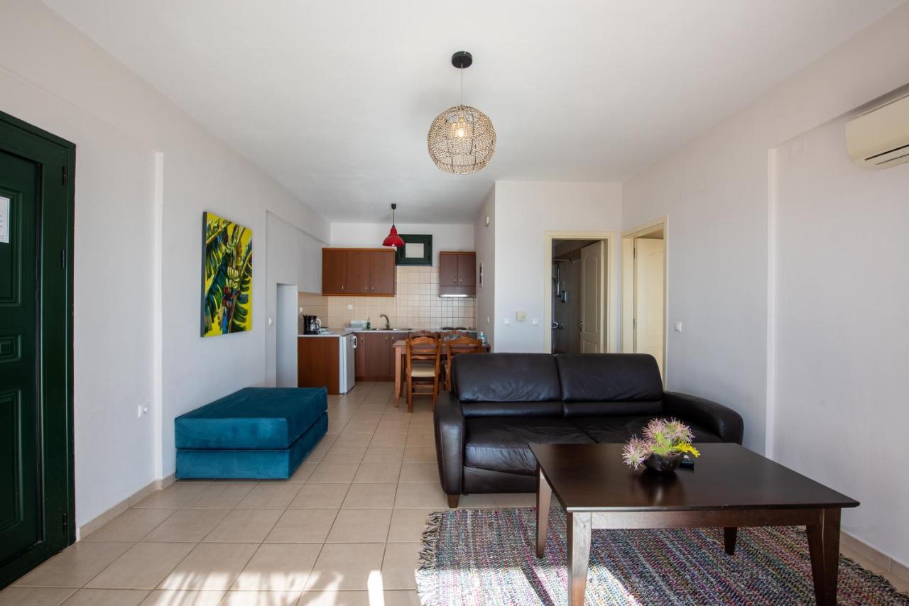 Portela Apartments Kastri Keratókambos Eksteriør bilde